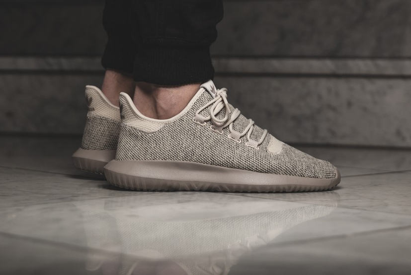 adidas yeezy avis